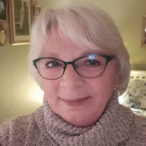 Meet your Posher, Ursula